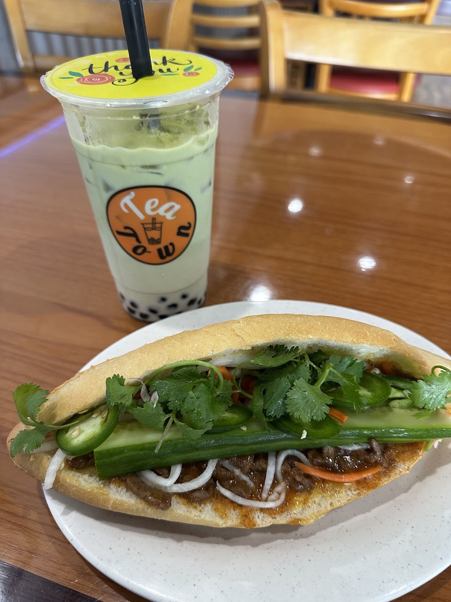 Matcha boba and a banh mi at Tea Town